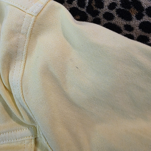 Michael Kors Yellow Denim Jean Jacket Women’s Large - Picture 4 of 4